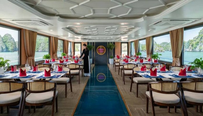 Day Cruise Lan Ha Vietnam crociera in giornata ristorante